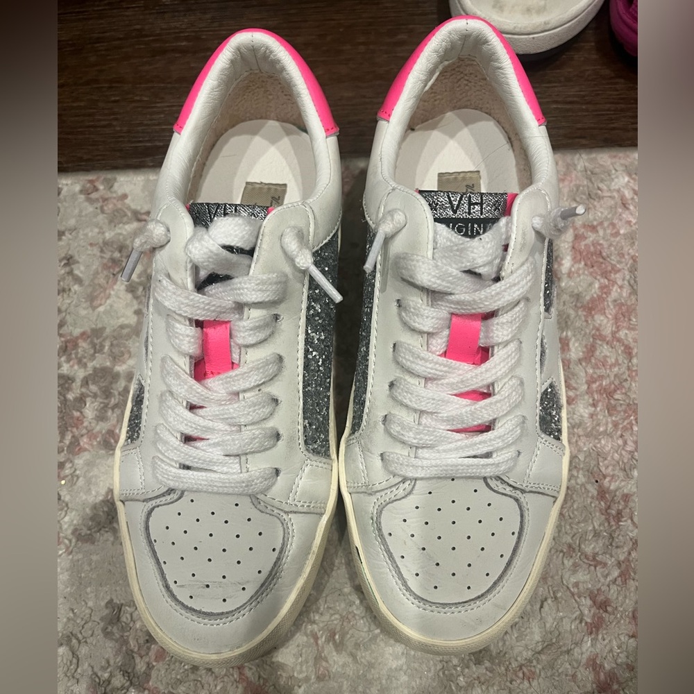 Pink Vintage Havana’s